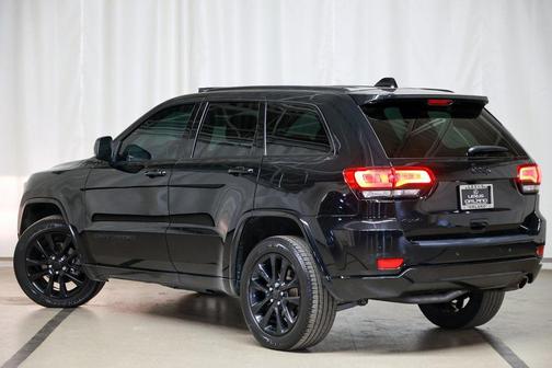 2020 Jeep Grand Cherokee Altitude