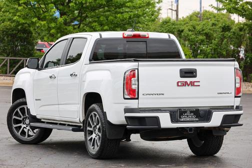 Summit White 2017 GMC Canyon Denali