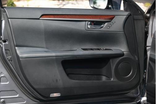 2016 Lexus ES 350 Base