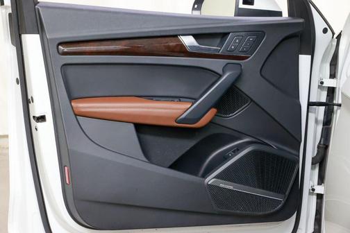 2019 Audi Q5 2.0T Premium Plus