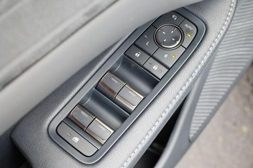 Ultra White 2026 Lexus RX 350 F SPORT Handling