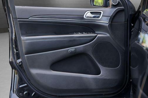 Diamond Black Crystal Pearlcoat 2021 Jeep Grand Cherokee Limited