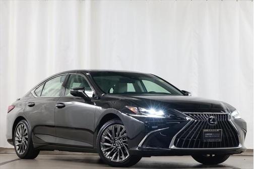 2025 Lexus ES 300h Ultra Luxury