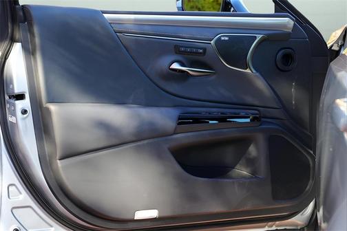 2025 Lexus ES 350 F Sport