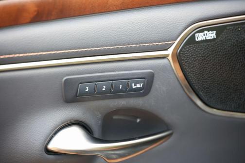 Caviar 2022 Lexus ES 300h Luxury