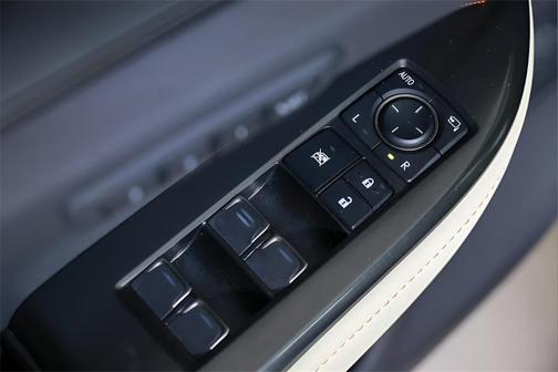 2022 Lexus NX 350h Luxury