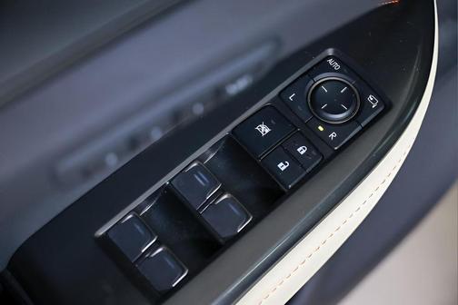 2022 Lexus NX 350h Luxury