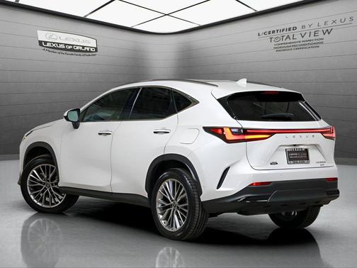 2022 Lexus NX 350h Luxury