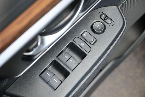 Platinum White Pearl 2021 Honda CR-V AWD Touring