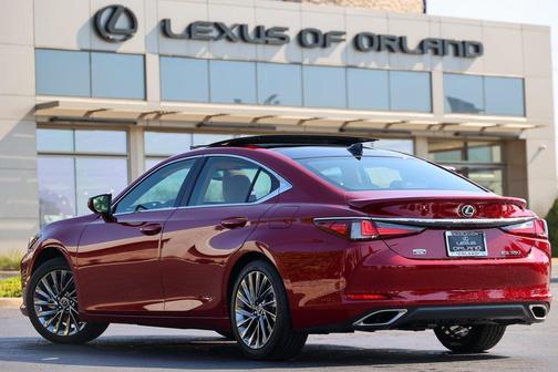 2025 Lexus ES 350 Luxury