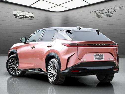 2024 Lexus RZ 450e Luxury