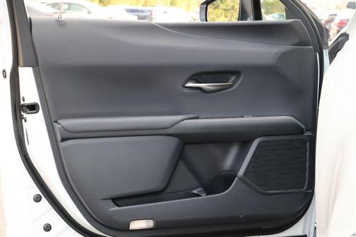 083 2026 Lexus UX 300h Premium