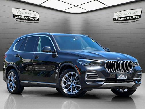 Black Sapphire Metallic 2022 BMW X5 PHEV xDrive45e