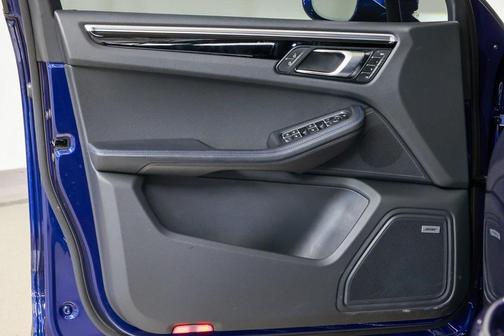 2023 Porsche Macan S