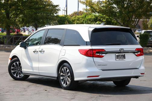 Platinum White Pearl 2022 Honda Odyssey EX-L