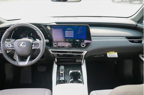 2025 Lexus RX 350 F SPORT Handling