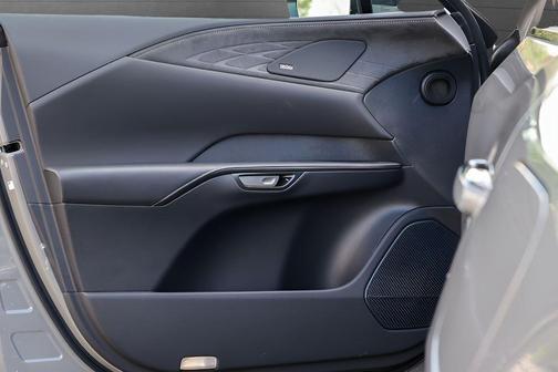Incognito 2026 Lexus RX 500h F SPORT Performance