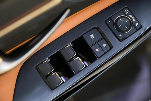 2025 Lexus ES 350 Ultra Luxury