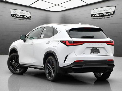2026 Lexus NX 450h+ Luxury