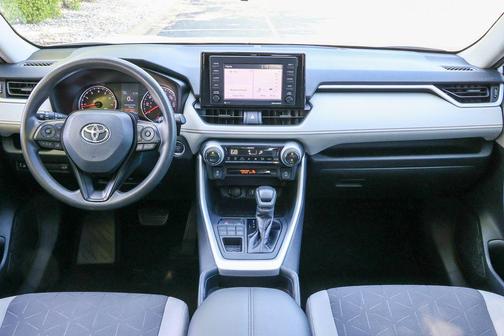 Super White 2020 Toyota RAV4 XLE