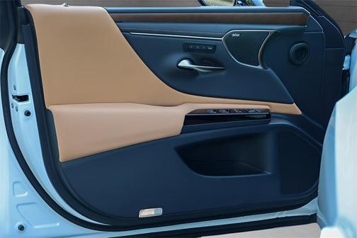 2025 Lexus ES 350 Ultra Luxury
