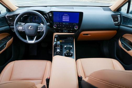 2025 Lexus NX 350h Premium