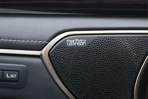 White Pearl 2020 Lexus ES 300h Ultra Luxury
