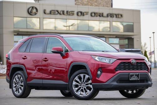2019 Toyota RAV4 XLE Premium