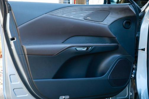 Iridium 2026 Lexus RX 450h+ Base