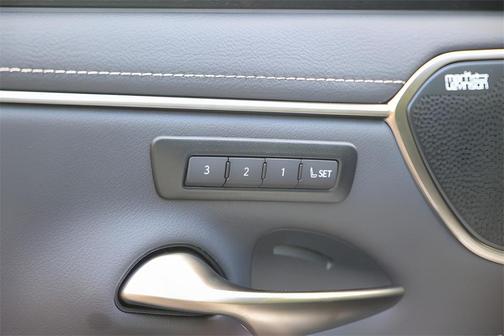 2025 Lexus ES 350 Ultra Luxury