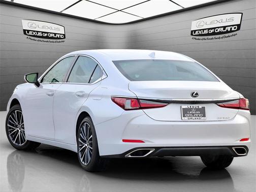 2025 Lexus ES 350 Base