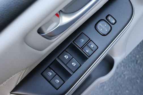 Gray 2017 Toyota Camry Hybrid XLE