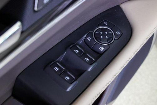 2021 Lincoln Nautilus Reserve