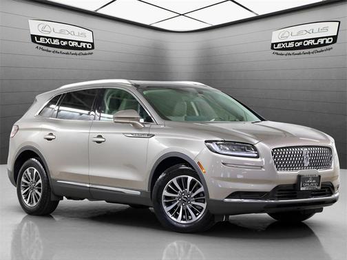 2021 Lincoln Nautilus Reserve