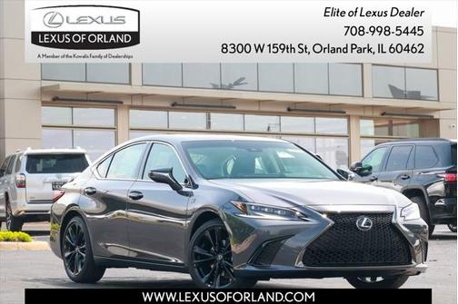 2025 Lexus ES 300h Base