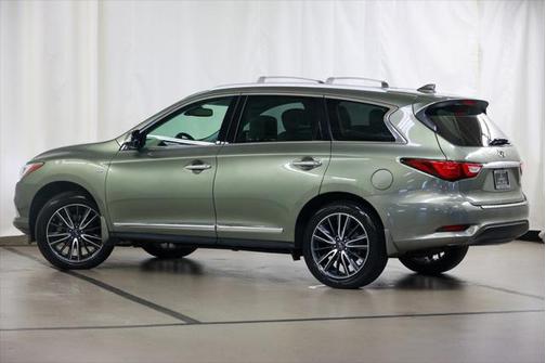 2016 INFINITI QX60 Base