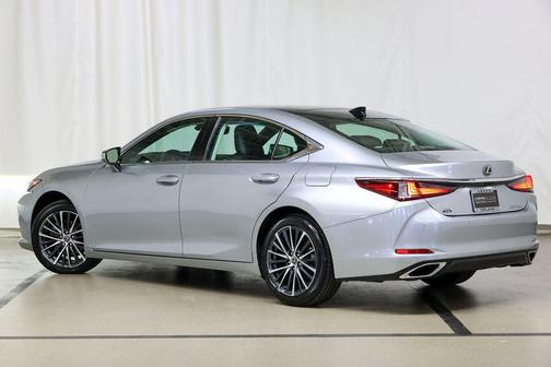 Iridium 2023 Lexus ES 350 Base
