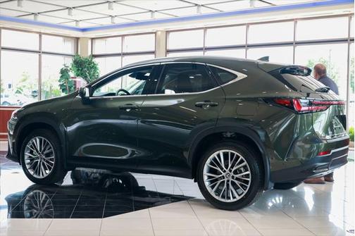 2025 Lexus NX 350h Luxury