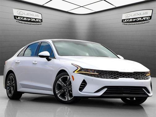 2022 Kia K5 EX