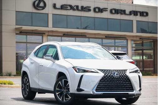 2025 Lexus UX 300h Premium