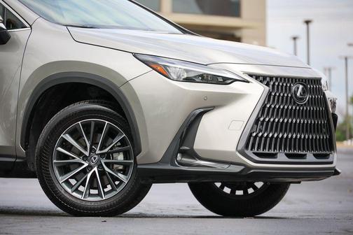 Atomic Silver 2025 Lexus NX 350 Premium