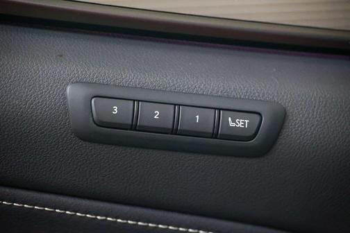 2023 Lexus NX 450h+ F SPORT Handling