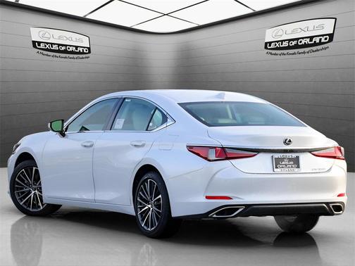 2025 Lexus ES 350 Base
