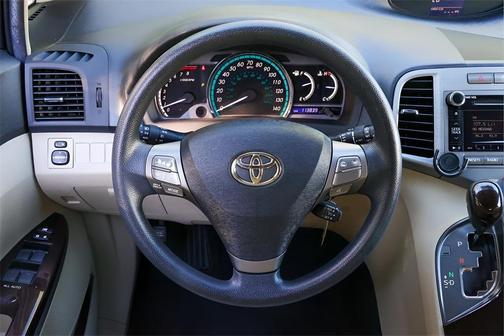 2012 Toyota Venza LE