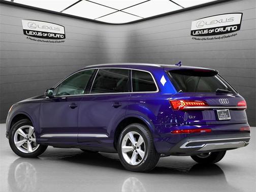 2022 Audi Q7 55 Premium