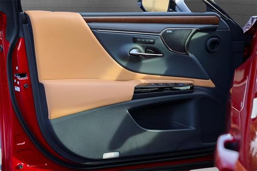 2025 Lexus ES 350 Ultra Luxury