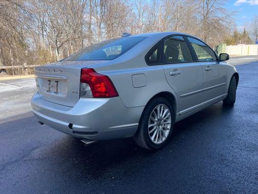 2011 Volvo S40 T5