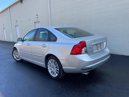 2011 Volvo S40 T5