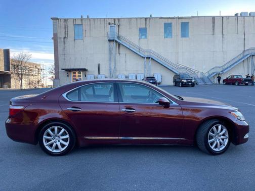 2007 Lexus LS 460 Base