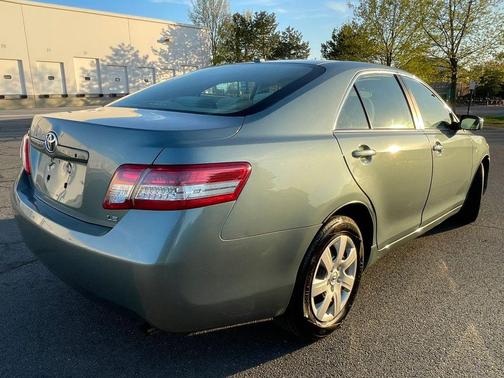 2010 Toyota Camry LE